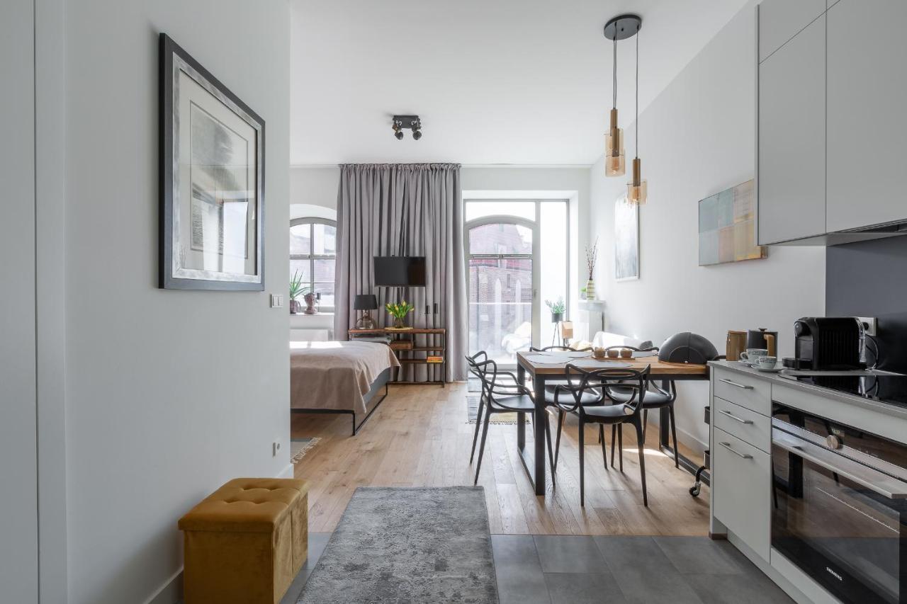 Apartament Sloneczny - Mlyn Maria - Art Apartments Wroclaw Bagian luar foto